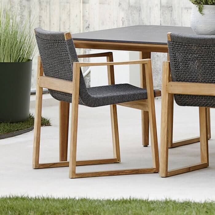 ENDLESS Dining Chair - Cane-line Outdoor - WGU Design Collection